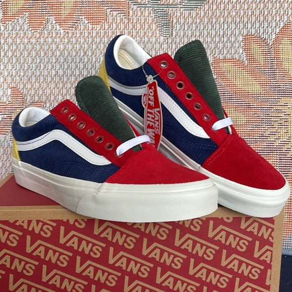 Vans WMNS Old Skool
(Mixed Corduroy)Mitingigr
VN0A5KRF94M
Sneakers - Picture 5 of 16